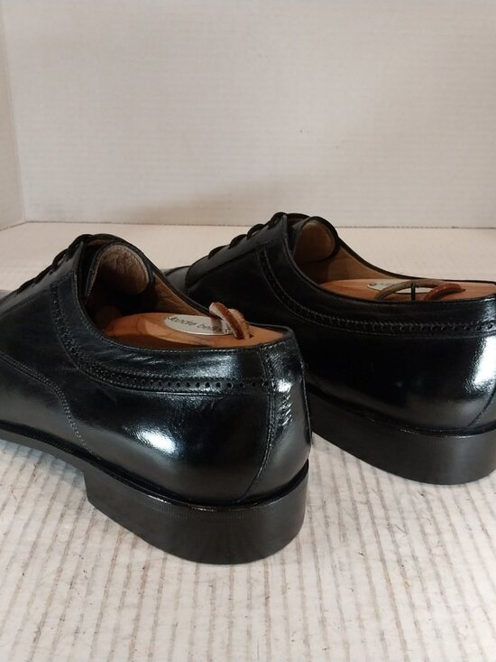 BALLY men\'s (SAVE $700) size 8 D black Derby. main image 7